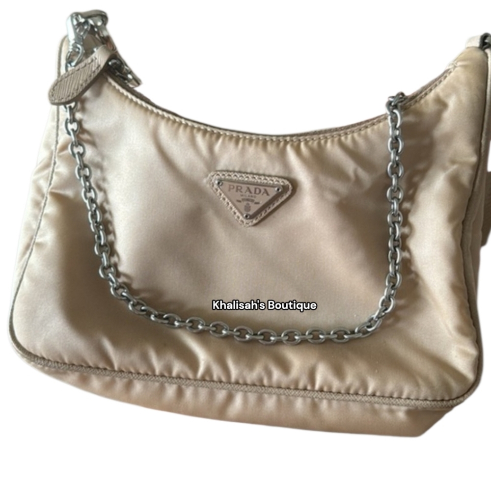 Authentic Prada Re-Edition 2005 Nylon Bag in Beige in Excellent Condition!!! - Picture 9 of 16